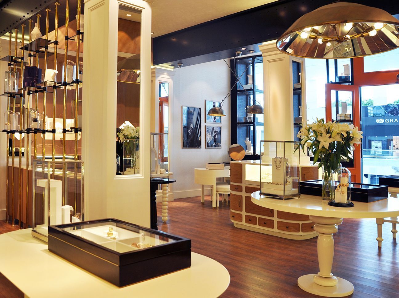 InOutStudio_Aristocrazy_SantaFe_pre